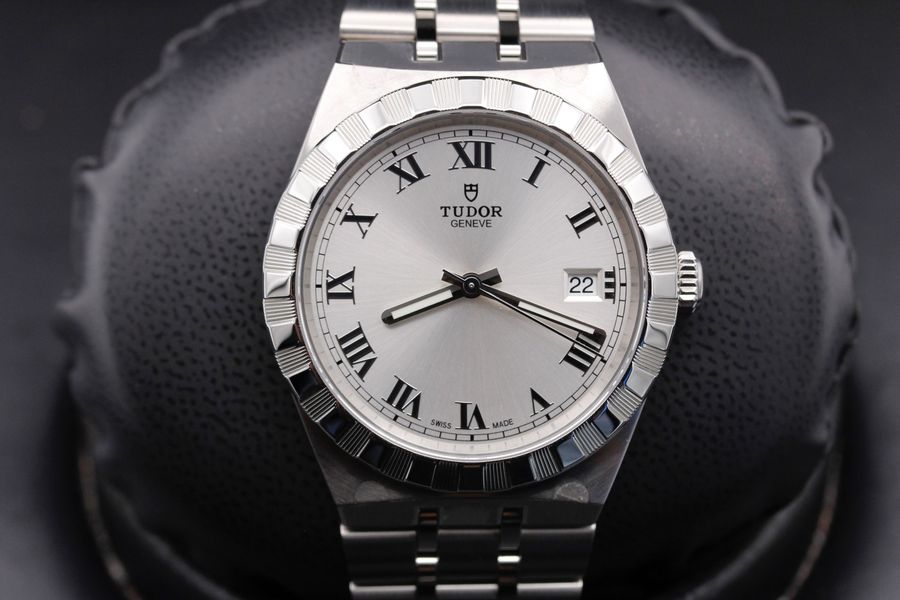 Tudor Royal M28500-0001